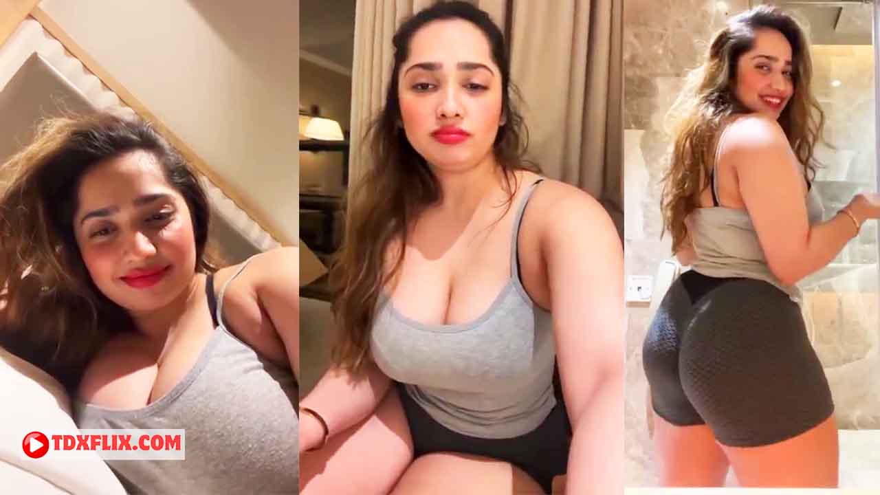 Aditi Mistry Nude Hot Sexy Live Video