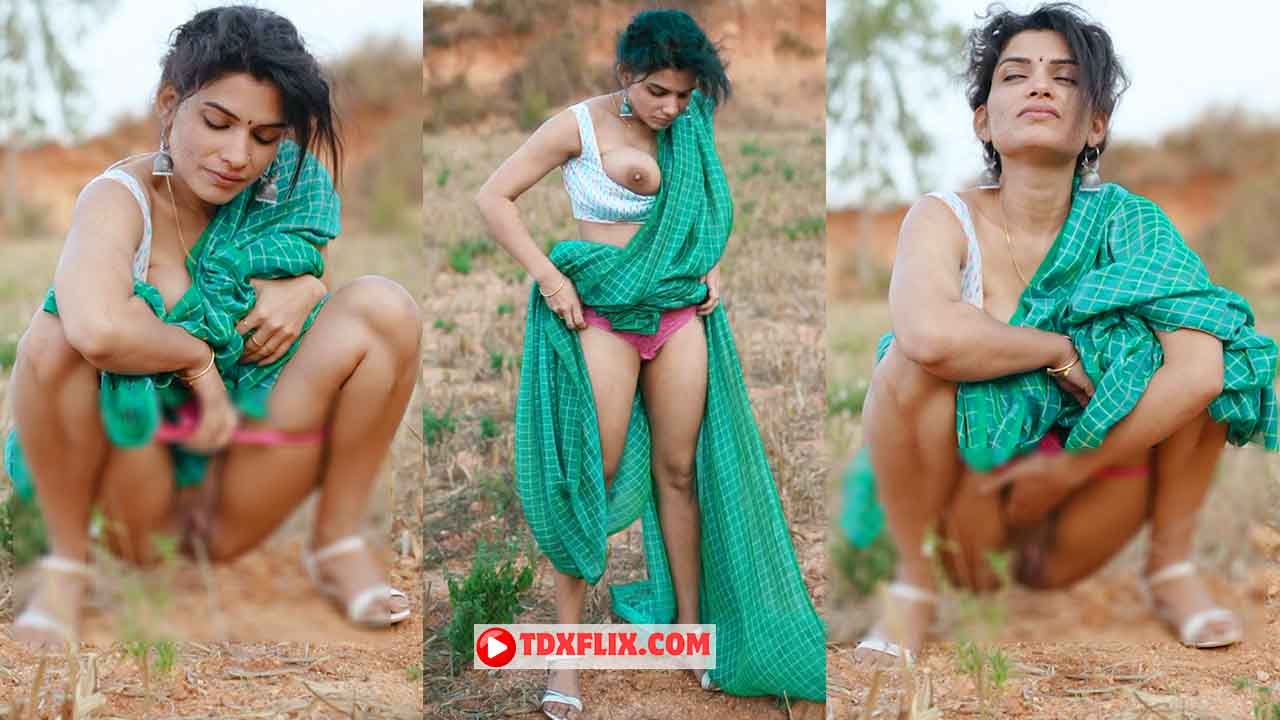 Resmi Nair Nude Pee Dirty Video